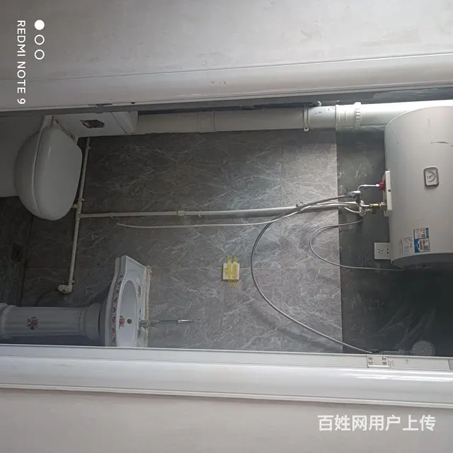 位于嵩县新区陆浑大道南纸房村有标间，一室一厅，二室一厅，带有 - 图片 2