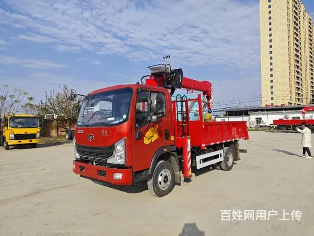 蓝牌随车吊 大可装几吨吊机 - 图片 1