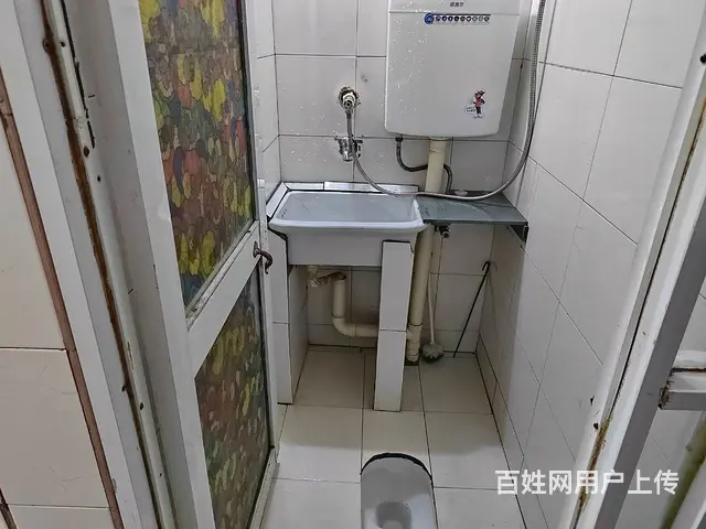 自己房无中介费地铁口300多到1000多精装单间独卫套间出租 - 图片 3