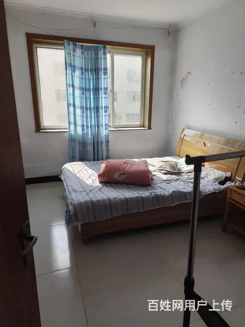 3楼。带车库。 - 图片 3