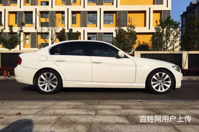 宝马3系 2012款 320i 2.0 手自一体 - 图片 10