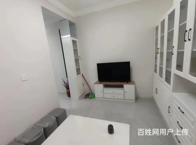 高铁站附近 城际花园 1室1厅  纯南户型 精装 拎包入住 - 图片 1