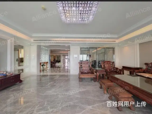 拱北口岸情侣南路 仁恒滨海中心 305㎡ 5房 1450万 - 图片 1