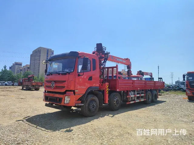 工地拉货随车吊哪里有 - 图片 1