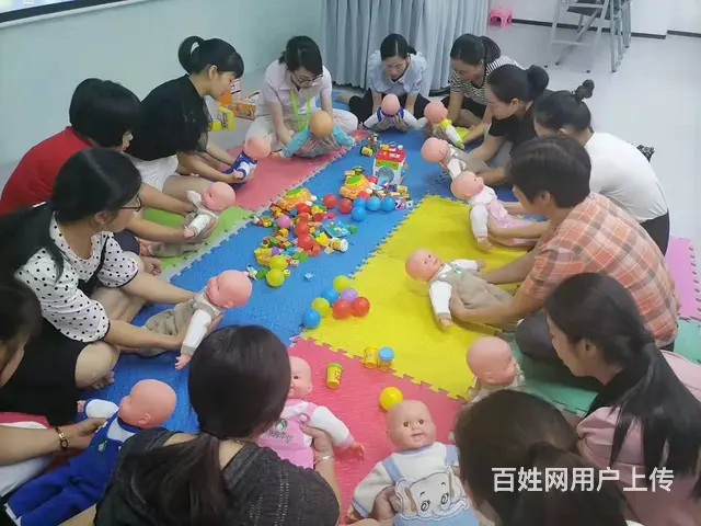 住家 白班 钟点保姆、育婴师、育儿嫂、护工 - 图片 2