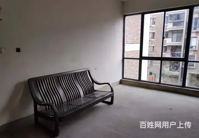 江南新城东区多层三楼简单装潢房屋出租 - 图片 1