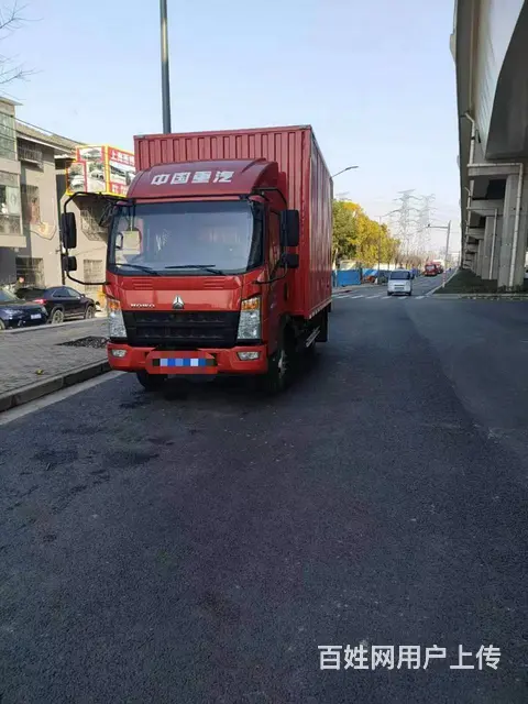 出售4米2重汽豪沃厢式货车 含保险，购置税，上牌 - 图片 1