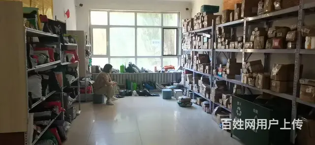 7890（七P）个人城北区柴达木路金座雅园二期快递驿站转让 - 图片 1