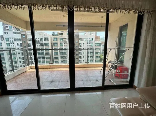 南湾 华发世纪场 两梯两户 四房卫 精装 港珠澳大桥入口旁 - 图片 9