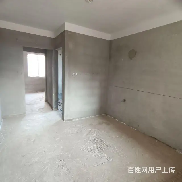 凤栖台 双证一期现房 四室两厅 97.8万 有钥匙 - 图片 4