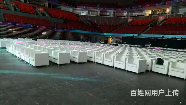 深圳出租指示牌一米线沙发茶几画架会议桌工位桌 - 图片 4