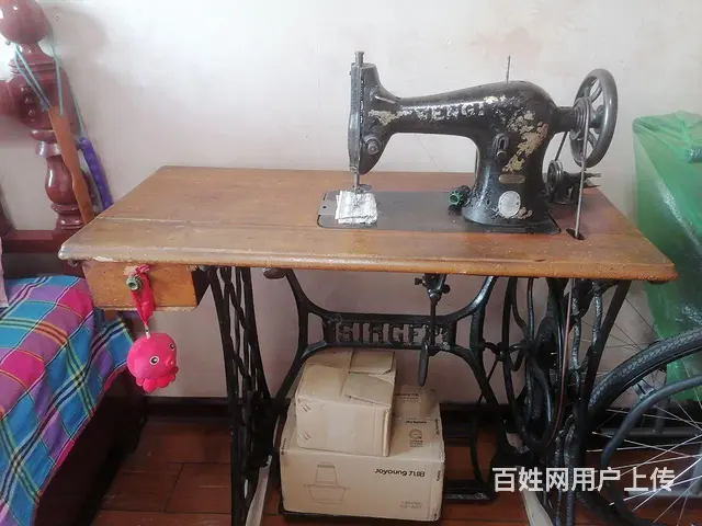 旧缝纫机古董收藏者联系 - 图片 1