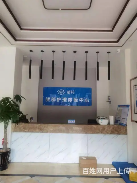 房东直租！城东路3间门面位于香格里拉花园大门对面！可分租！ - 图片 4