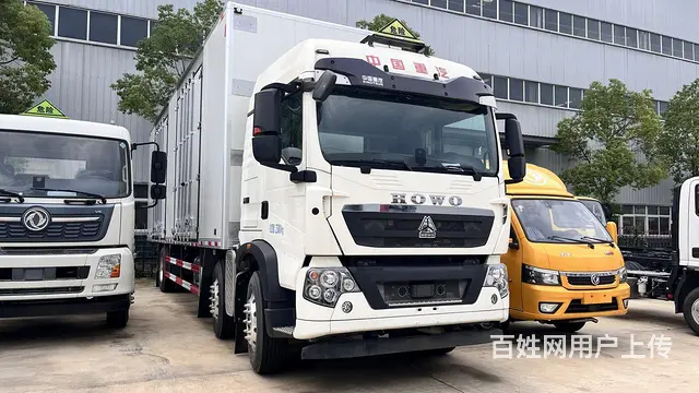 荷载10吨重汽豪沃烟火弹药厢式车厂家直销报价 - 图片 4