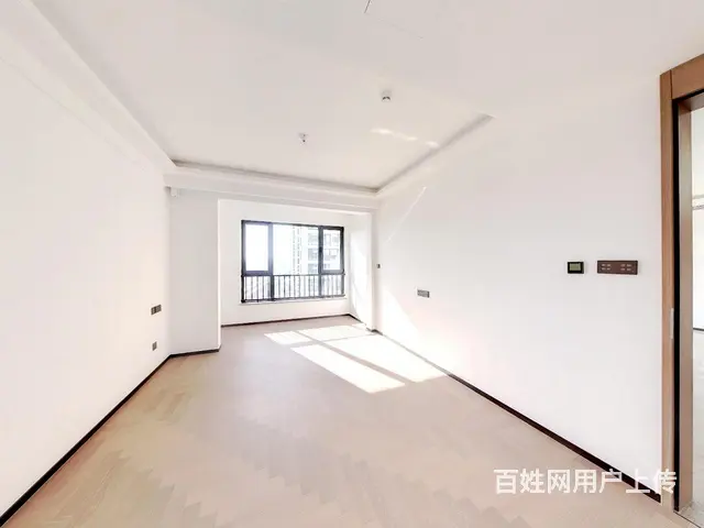 莱山三滩社区，万科翡翠长安，精装三居室， 一天没住 - 图片 3