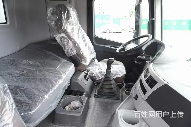 虹宇厂家直销福田欧曼小三轴冷藏车 现车低价处理 - 图片 5