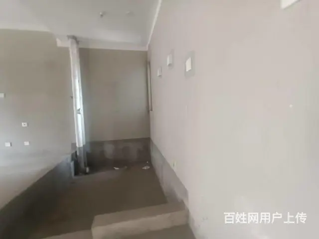 新出!不靠高架！3房2厅1卫 精装修 好楼层 诚心卖价格好谈 - 图片 2