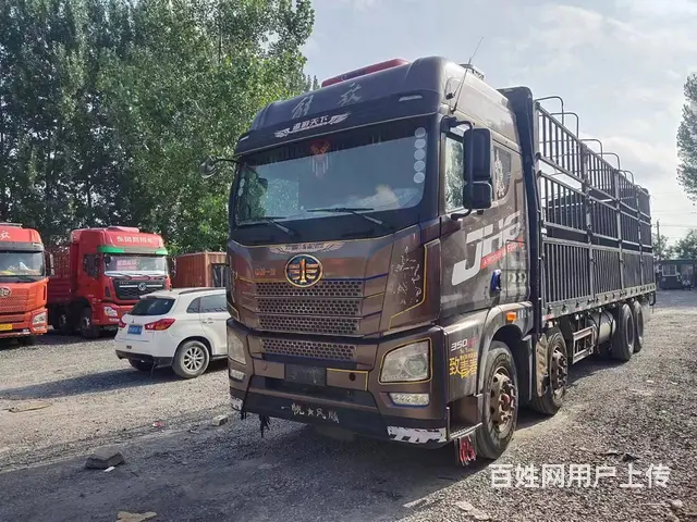 出售二手一汽解放JH6 9.6米高栏前四后八 国5 - 图片 1