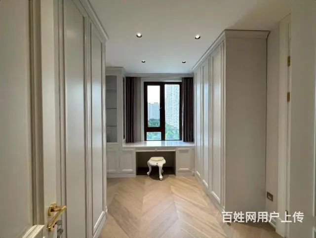 上新外滩首 府上叠 已扩 使用200米 美克美家 看房方便 - 图片 3