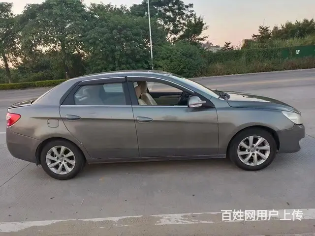 风神S30 2011款 1.6 手动 尊贵型 - 图片 4