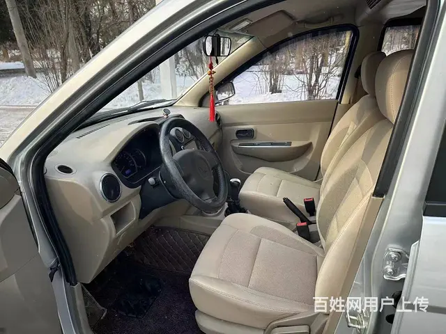 五菱 宏光 2013款 1.5 手动 豪华型7-8座 - 图片 8