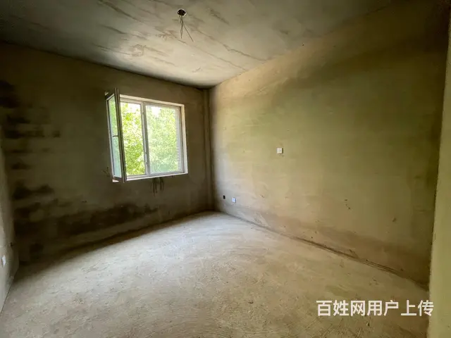 光大领仕馆多层车库上1楼，91平，53.8万，两室两厅通厅格 - 图片 5