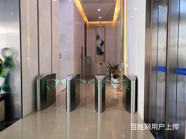 珠海前山甲级写字楼 蓝海金融中心 461㎡一楼独门独户急租 - 图片 3