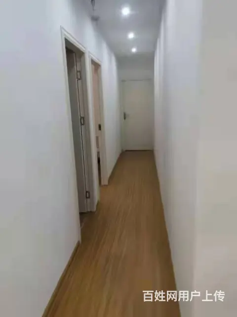 整体转租   :临街店铺 人流量多 一楼适合各行业 - 图片 3