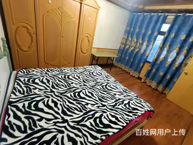 急售步行街对面5小旁边临街三室两厅两卫采光好拎包入住停车方便 - 图片 3