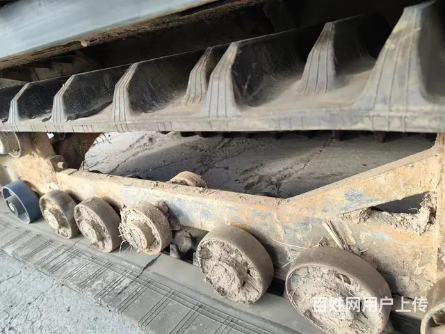 转让22年125马力旗舰版沃得原厂驾驶室 - 图片 8