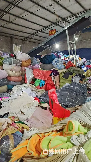 闲置旧衣服 鞋子包包 毛绒玩具 棉絮棉被 酒店布草 - 图片 1