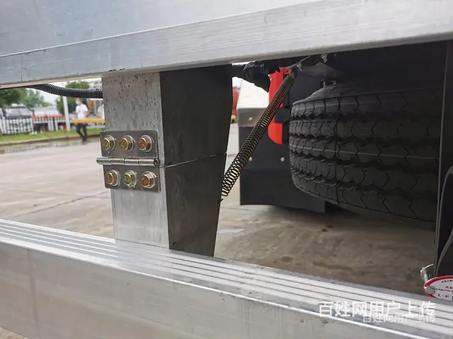 陕汽16吨油罐车图片配置价格 - 图片 7