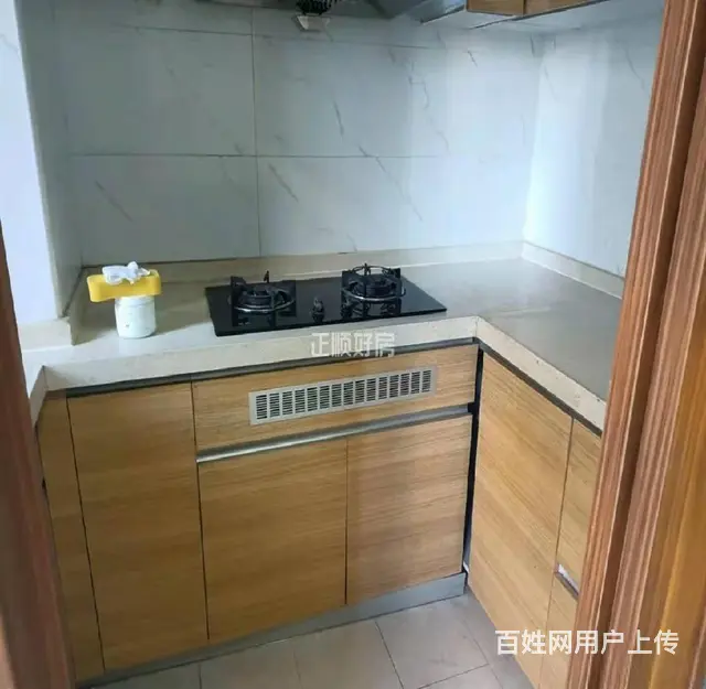 环宇城旁 前山心海洲 3房 朝南精装，带大平台 2500/元 - 图片 1