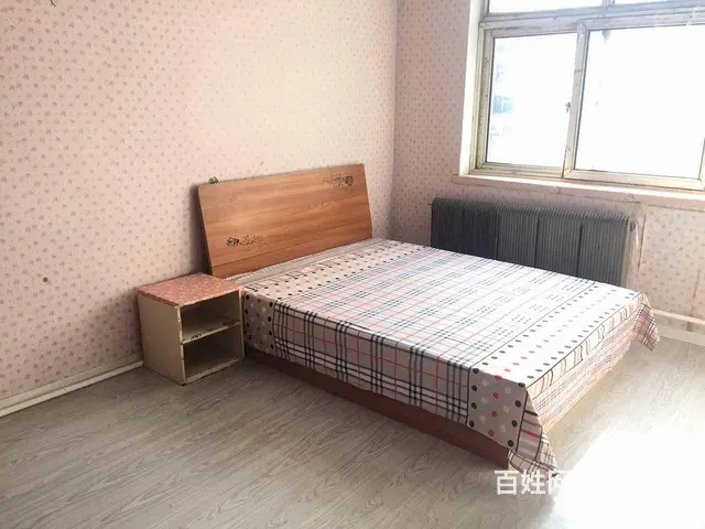 怀远门地铁A口旁大西电子市场 文峰大厦 470元/月包WiF - 图片 1