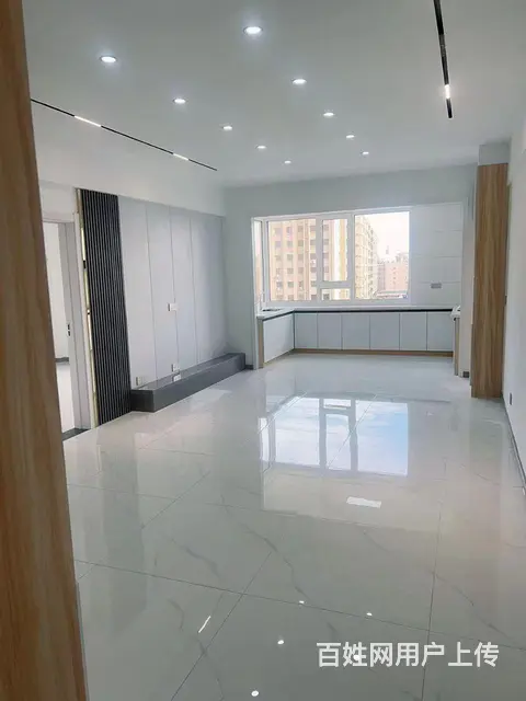 豪德附近万商国际B区，电梯6楼 - 图片 1