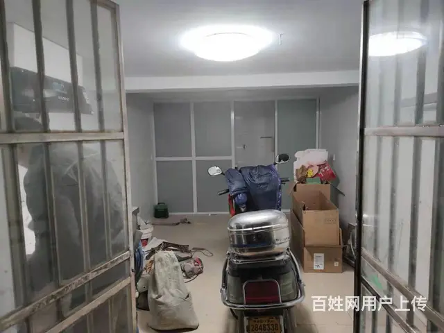 【搞定了！】通安华通花园一区全新装修车库出租，交通便利,位置 - 图片 3
