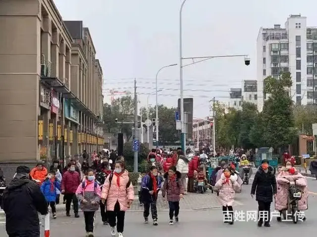 捡漏！抢租金11万，路劲主场餐饮街双边沿街商铺，菜场旁边 - 图片 11