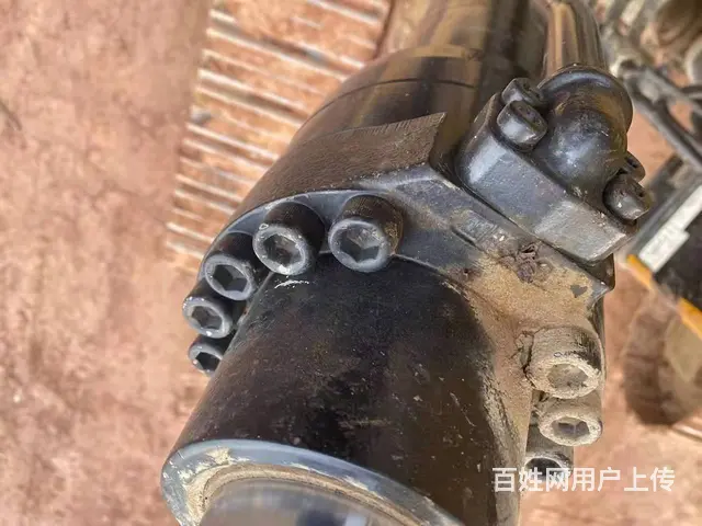 急售！工地三一135挖掘机出售 滴油不漏 可试车 - 图片 8