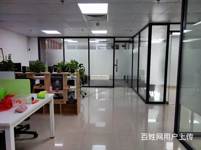 珠海市中心 超性价比写字楼 恒和中心 193㎡ 7500每月 - 图片 1