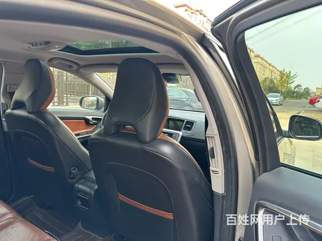 沃尔沃S60 2012款 2.0T 双离合 T5 智尊版 - 图片 11