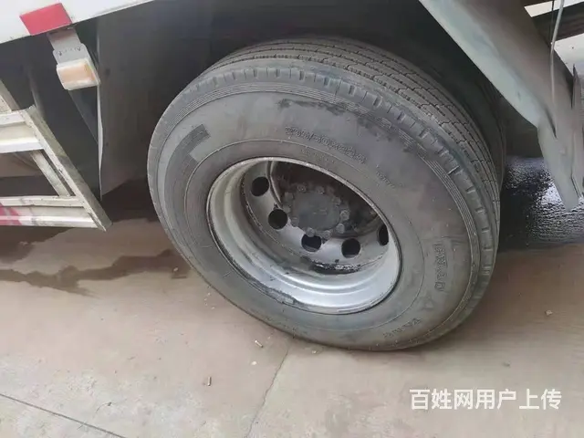 国五载货车柳汽乘龙H5前四后四箱式货车270马力 - 图片 8
