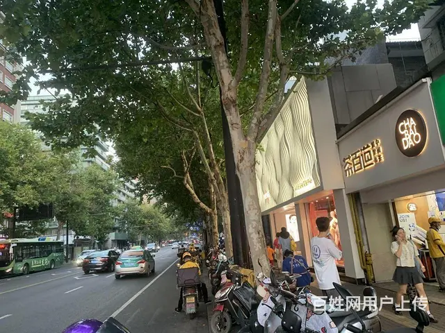 龙翔桥D出口。瑞幸咖啡 租金23急售包税 平海路 - 图片 8