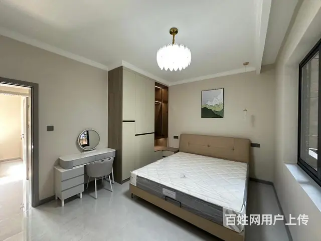 洪南路旁边 98平方三室两厅一卫 新装修未入住 临街位置好 - 图片 5
