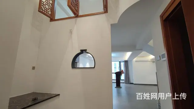 万达楼上 有设计感氛围办 公招租 - 图片 4
