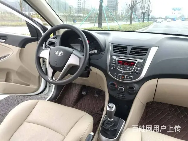 现代 瑞纳 2016款 1.4 手动 GLS 智能 - 图片 11
