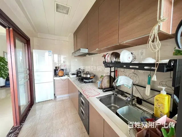 新香洲梅华西路旁御景国际精装修四房户型方正客厅出阳台 - 图片 10