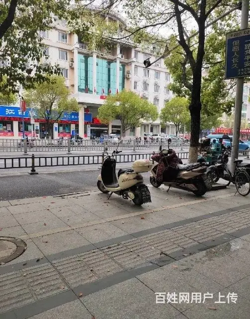 旺铺出租 适合各种行业 门口宽敞 方便停车 - 图片 7
