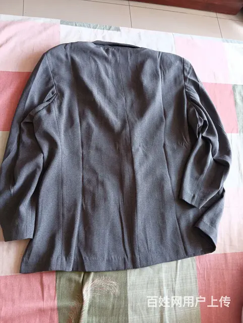 闲置休闲西服，轻薄宽 衣长73CM，腰围57CM - 图片 5