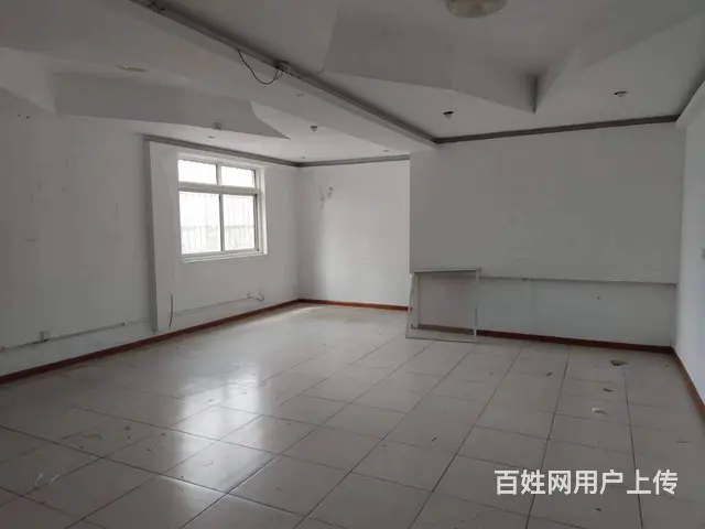 出租商铺薛城区泰山中路 格林豪泰北壁 上下层7间200余平方 - 图片 4