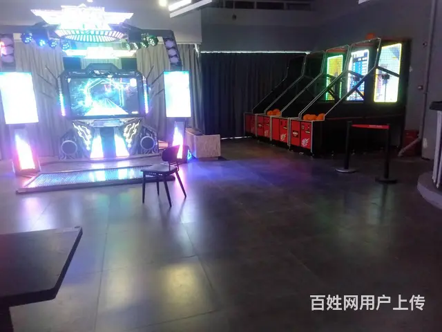 海甸岛华彩海口湾广场2400平体育游玩店转让 - 图片 4